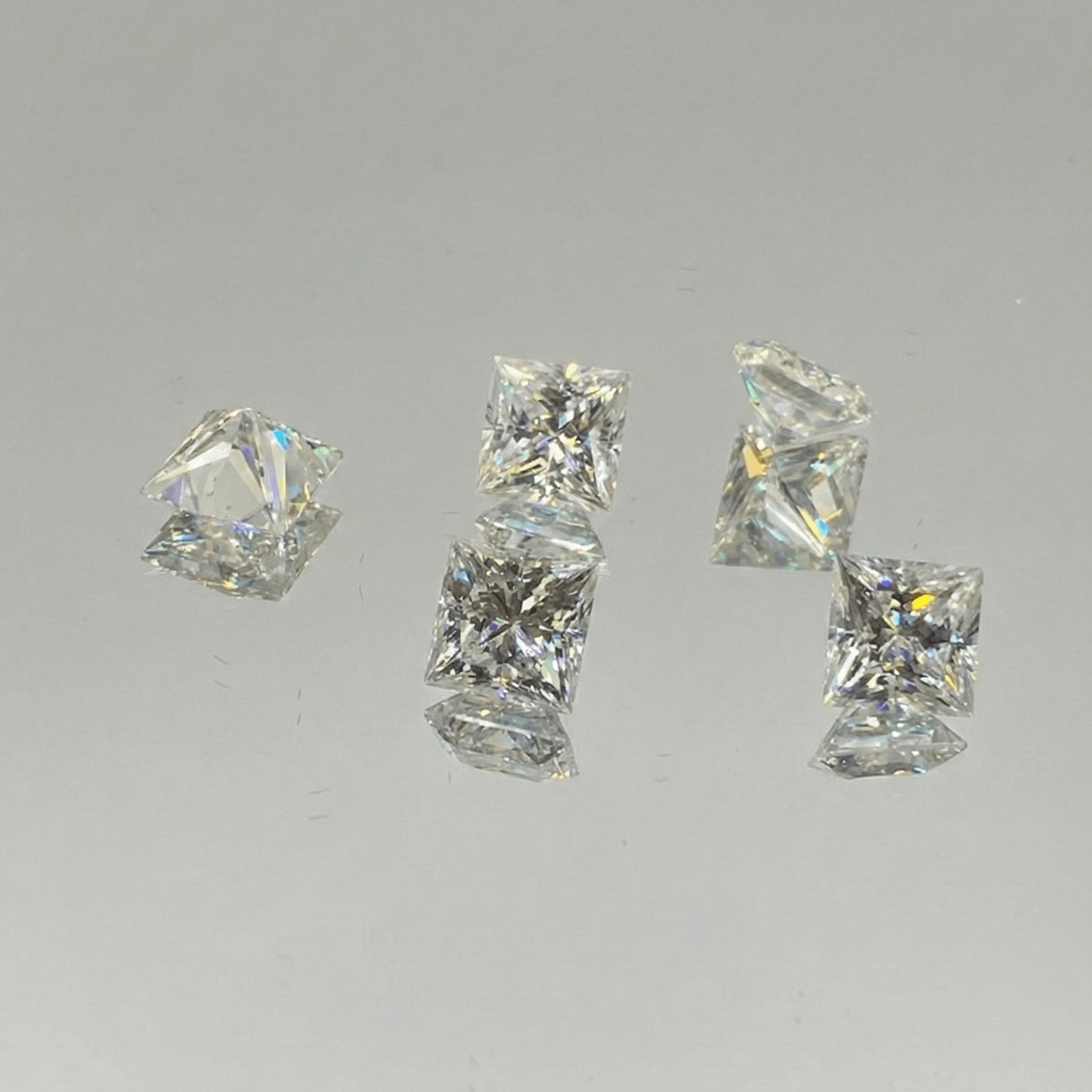 Lab - Grown White Square Moissanite - 3.5x3.5mm (0.20ct) - Gemstone Portal